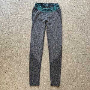 Gymshark FLEX LEGGINGS Charcoal with Teal waistband, EUC